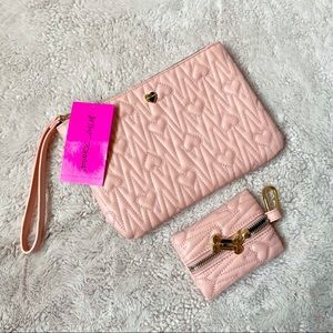 Betsey Johnson Pink Hearts Faux Leather Zipped Wristlet & Doggy Bag Holder Set
